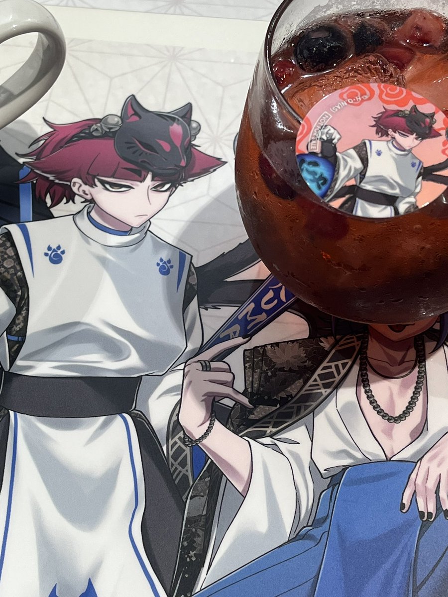 omom_tg's tweet photo. 欲張って四つ食べてきた女
アップルパイが美味しかった🍎 https://t.co/1uWNHRfCNH