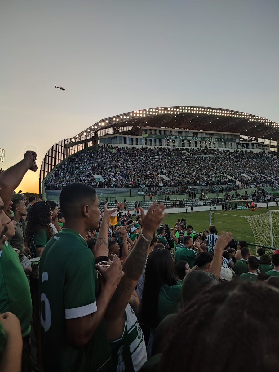 ranngel05's tweet photo. a tarde do dia 16 de agosto ficará marcada na mente de todos os gamenses. 🥹🙏🏻🇳🇬✨ https://t.co/sGZrY3nDsR