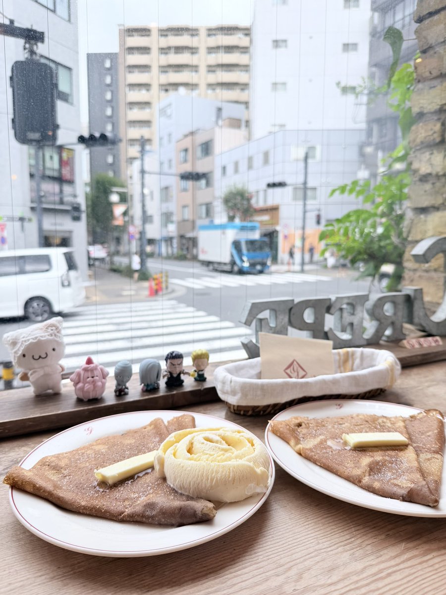fr_pgk's tweet photo. 幻影旅団とめっちゃご飯行った https://t.co/TDRrD2nDuf