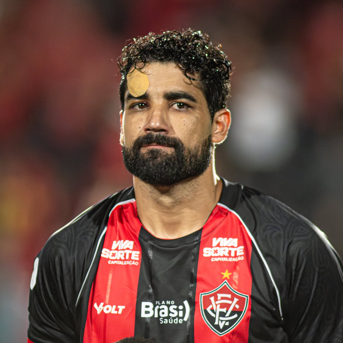 jogueinovitoria's tweet photo. Mas pra torcida do Fortaleza não serve não, desagregador https://t.co/Btb8HG6gFx