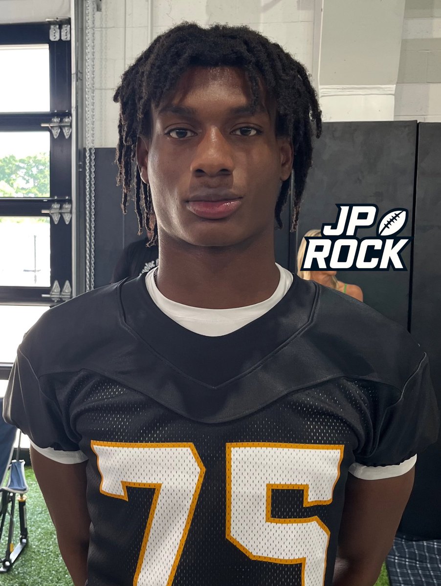 JPRockMO's tweet photo. Missouri State offers St. Louis (MO) Ladue 2028 big-time 6’3” 180 WR prospect Trevor Walker:@walk77800 @MoStateFootball https://t.co/iJA8azerVG