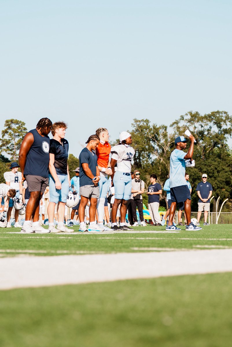 CoachNupe's tweet photo. RULE NUMBER 1
#NorthStar #AlwaysCompete #GOBLUE #KINGWOOD https://t.co/xQMkvNujhU