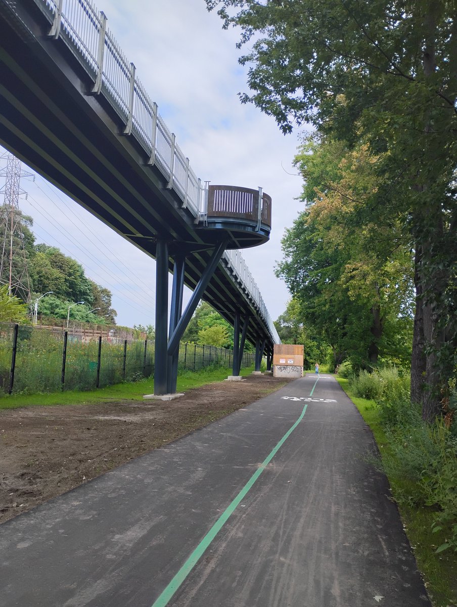 Walk_TO's tweet photo. Walk Toronto was an early advocate for the accessible ramp tonthe Lower Don trail at the Riverdale pedestrian bridge. Great to see it almost completed. The lookout spot is a nice touch. https://t.co/XhgXvzJpMm