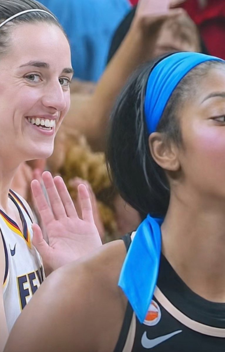 LangmanVince's tweet photo. Caitlin Clark laughing at Angel Reese for missing a shot right underneath the basket to win the game tonight has to be one of my favorite sports moments of 2026! 🤣 https://t.co/b2XSm6dDbs