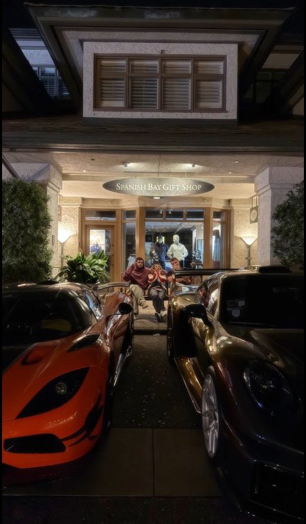 AlexSerrano04's tweet photo. @cindynoemiiii @sicilyboy_ @samxfrank @DDEdamon Your "bestfriend" was getting stuffed all weekend while preaching God. She has you fooled just like her 30 non botted views. She never changed. All she ever done was chase rich car men and has had multiple in under one year. @samxfrank @cindynoemiiii https://t.co/TFOT4F6T3F