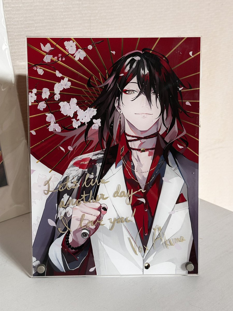 cee_ruu's tweet photo. Selling Vox Akuma merch acrylic standee!
It’s been on display so it’s a bit dusty and the metal parts are a bit oxidized, but the acrylic itself is spotless 😆

ship from Jakarta/Tangerang - IDR 250k
Blm termasuk ongkir yaa https://t.co/smD7rwH9gu