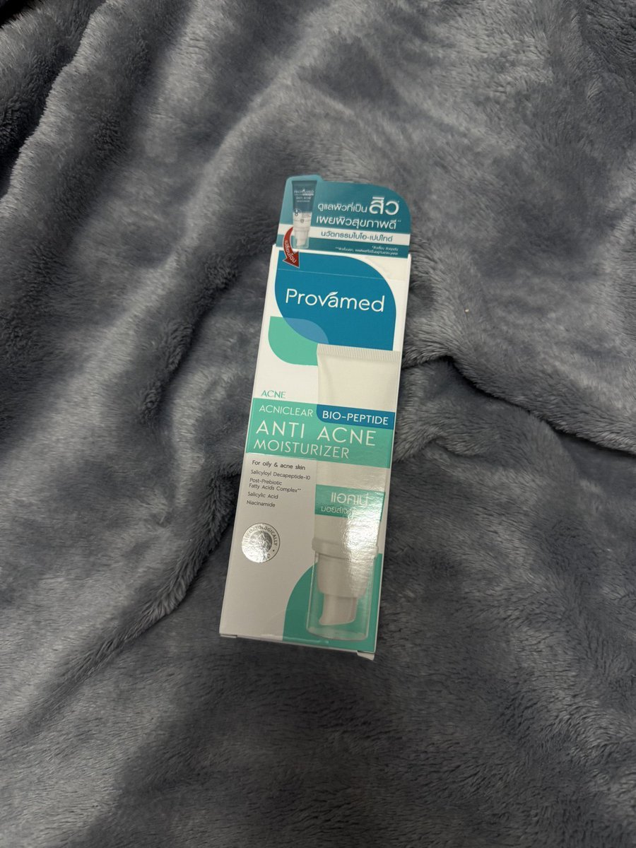 thejuliestore's tweet photo. พร้อมส่ง Provamed Acniclear Bio-
Peptide Anti Acne Moisturizer 40 ML.
โปรวาเมด มอยส์เจอไรเซอร์
220 รวมส่ง ว่าง 7 กล่อง
2 กล่อง 430 / 3 กล่อง 640 รวมส่ง
#Provamed
#ProvamedxWilliam
#ตลาดนัดวิลเลี่ยมเอส https://t.co/76t22ZiYHo