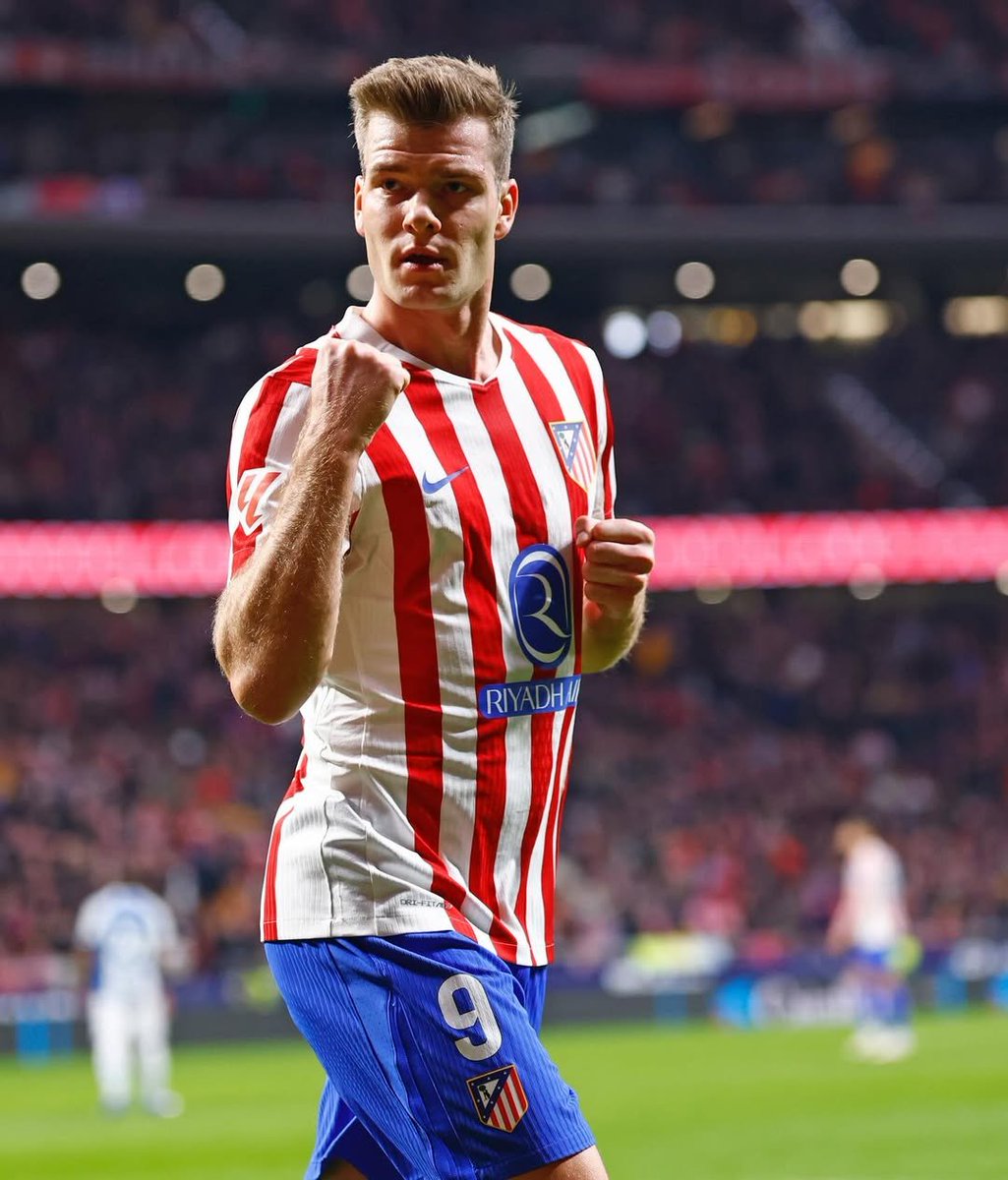bosunatiklama's tweet photo. Galatasaray, Sörloth'tan olumlu yanıt aldı.

• Atletico Madrid ile pazarlık yapılıyor. (Sözcü) https://t.co/VP9KxoMkyF
