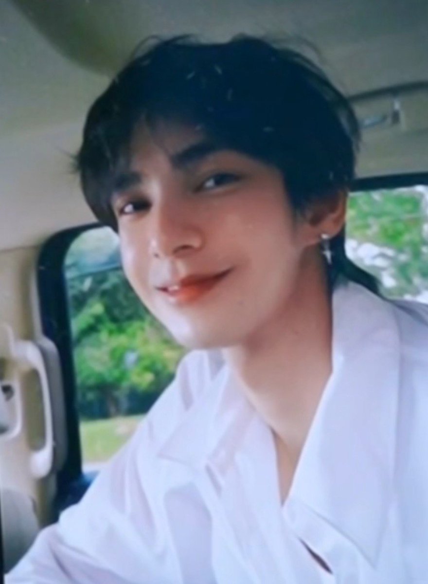 jiminpicsA's tweet photo. Xixi was worried after that game,he wanted to punish itself was sick,still coughing in the game that’s why he didn’t eat first.He didn’t know it’d be that bad Both are adults Yet you call out,blame him,hate him no matter what he does, don’t call it an opinion its hate.

#xizhao https://t.co/hjSaibjPV6