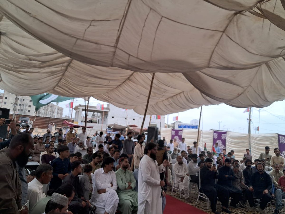 AnisMQM's tweet photo. سہراب گوٹھ، الآصف اسکوائر پر عوامی رابطہ آفس کا سینئر مرکزی رہنماء انیس احمد قائمخانی نے افتتاح کردیا۔

#AnisKaimkhani #Karachi #MQMPakistan #SohrabGoth https://t.co/0dEzib4uHc