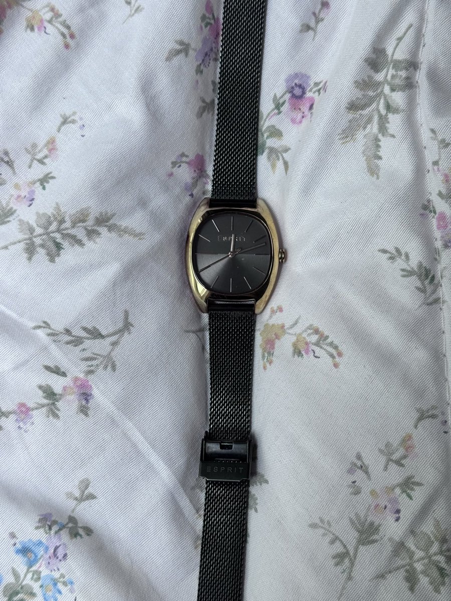Matchaaaabkqz's tweet photo. ปล่อยต่อนาฬิกาข้อมือ Esprit Infinity รุ่น ES1L038M0125 1,890฿/รวมส่ง
#ส่งต่อนาฬิกา #ส่งต่อเสื้อผ้ามือสอง #ส่งต่อนาฬิกา #ส่งต่อเครื่องสำอาง #ส่งต่อเสื้อผ้ามือ2
#ส่งต่อแบรนด์เนม https://t.co/dCREPuJ82m