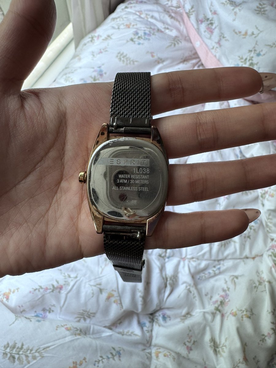 Matchaaaabkqz's tweet photo. ปล่อยต่อนาฬิกาข้อมือ Esprit Infinity รุ่น ES1L038M0125 1,890฿/รวมส่ง
#ส่งต่อนาฬิกา #ส่งต่อเสื้อผ้ามือสอง #ส่งต่อนาฬิกา #ส่งต่อเครื่องสำอาง #ส่งต่อเสื้อผ้ามือ2
#ส่งต่อแบรนด์เนม https://t.co/dCREPuJ82m