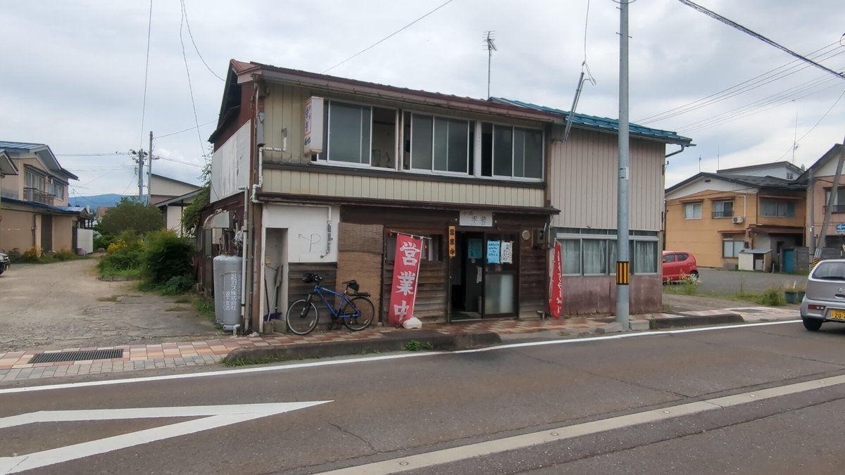 op_mukitama's tweet photo. チャリで #喜多方 に行ってきた　前から気になってた #栄豊 で食べてきたけど、実はここの店主さんが #山伏（#行者さん） との事　意外な職種だったので　#ついなちゃん　の事を話してみたら「いいな いいな」と言ってた ちなみにラーメンの写真はお話が多かったので撮り忘れました😅　#外食 #らーめん https://t.co/uZNTSq9Gg6
