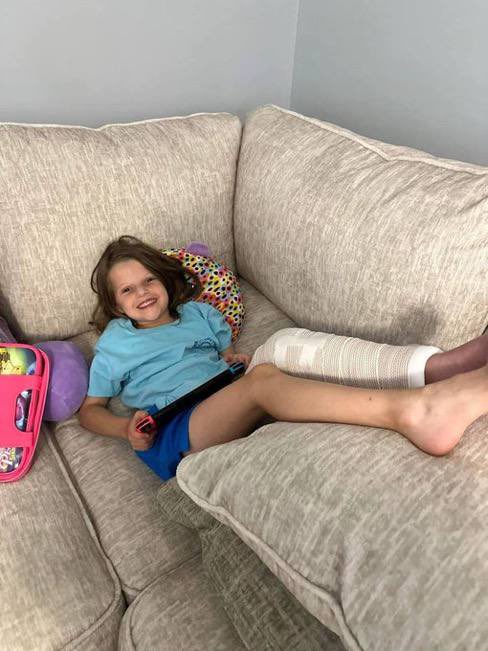 LILI_UPDATE's tweet photo. Sick child proof https://t.co/ZFRNRjrdKk