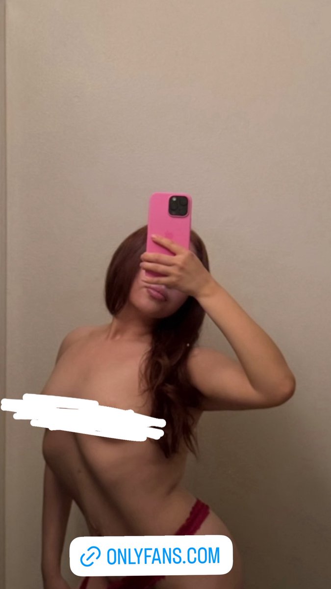 cmxgan_'s tweet photo. https://t.co/tIY62lmqmV full thing on my account 💋 https://t.co/cjZ7dJohtw