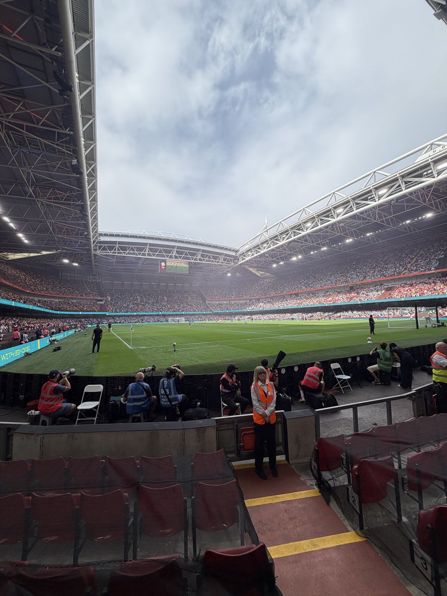 JackSpringford's tweet photo. Cardiff needs to host more! Move the Comm Shield and FA Cup Semis permanently! Better atmosphere, better location. https://t.co/qge5gGzWB3