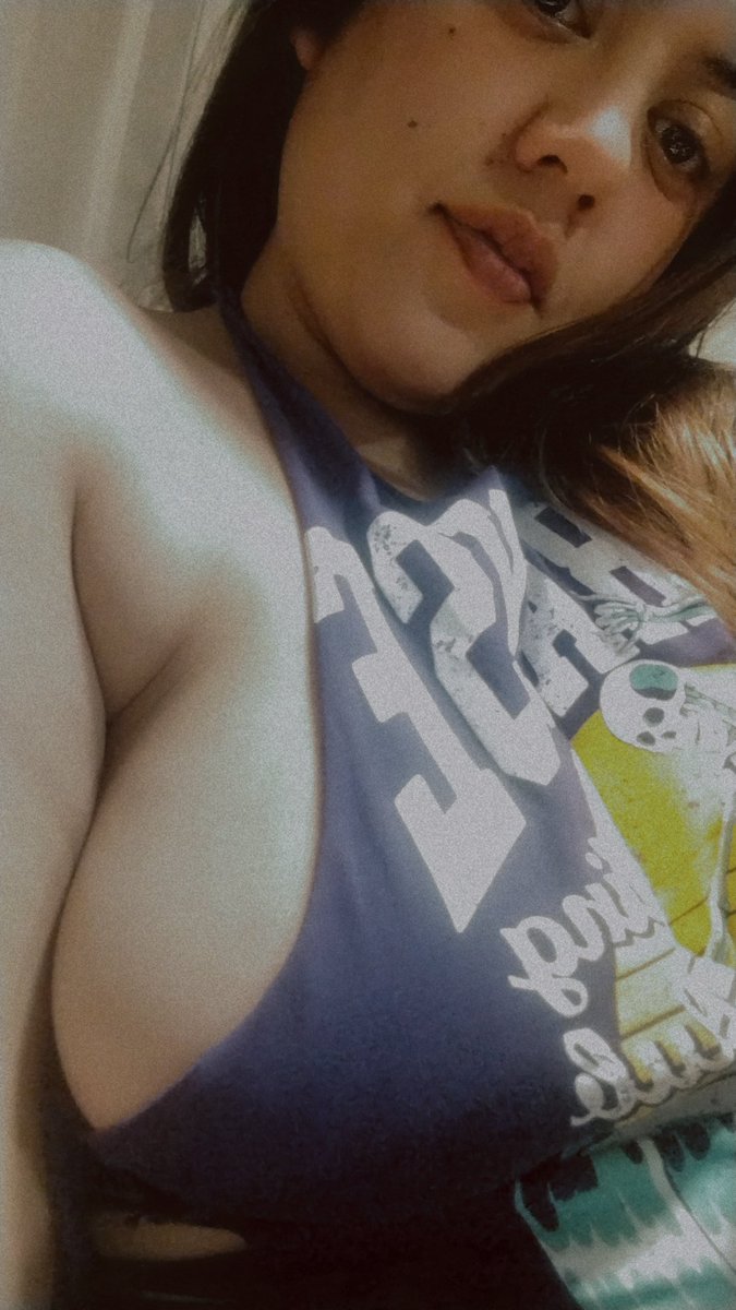 prettygirldee0's tweet photo. New Content ⬇️💦😜 https://t.co/29PL0wsmI5