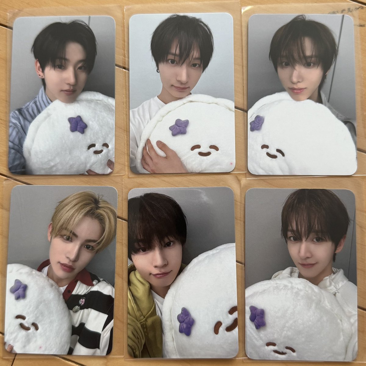 selltbzzz's tweet photo. 💞 킥플립 미공포 양도 💞

✔️ set - 1.5 

📦 반택 일택

https://t.co/bfjdFWwJ27

Kickflip 계훈 동화 주왕 민제 케이주 동현 양도 분철 교환 포카 https://t.co/d2WeKo0rE1
