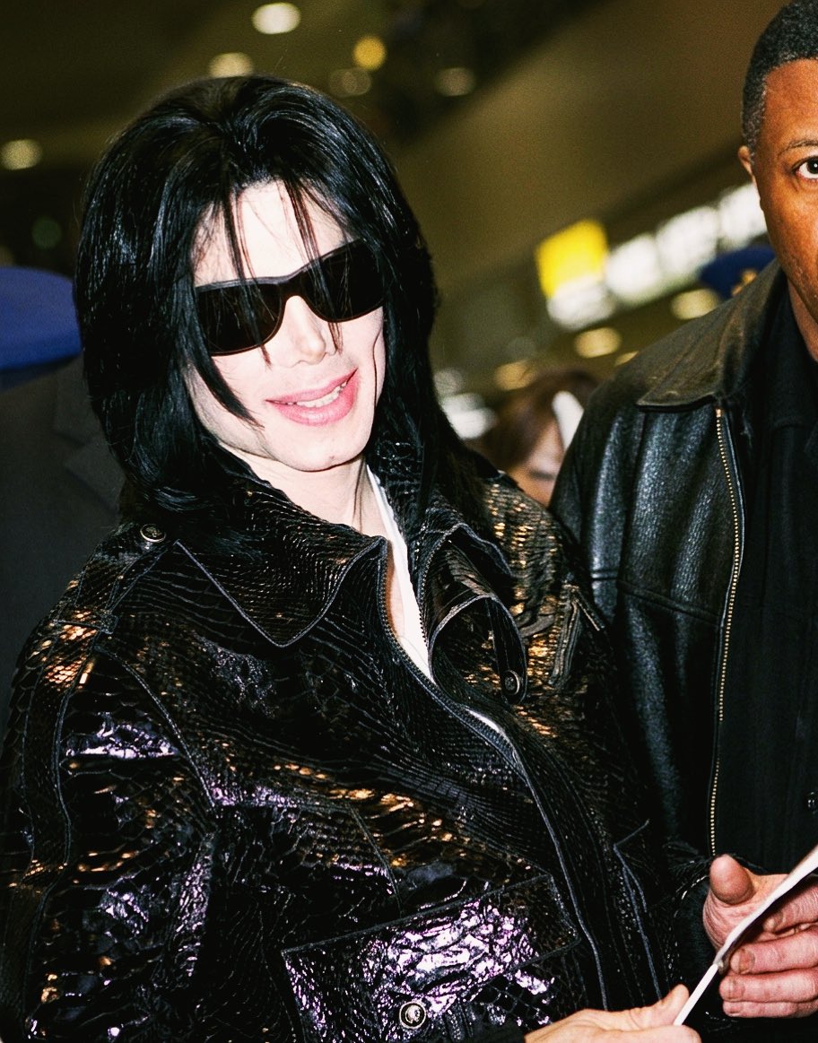 Andrey25_'s tweet photo. Michael Jackson in Japan, 2007 https://t.co/QXroetecdg