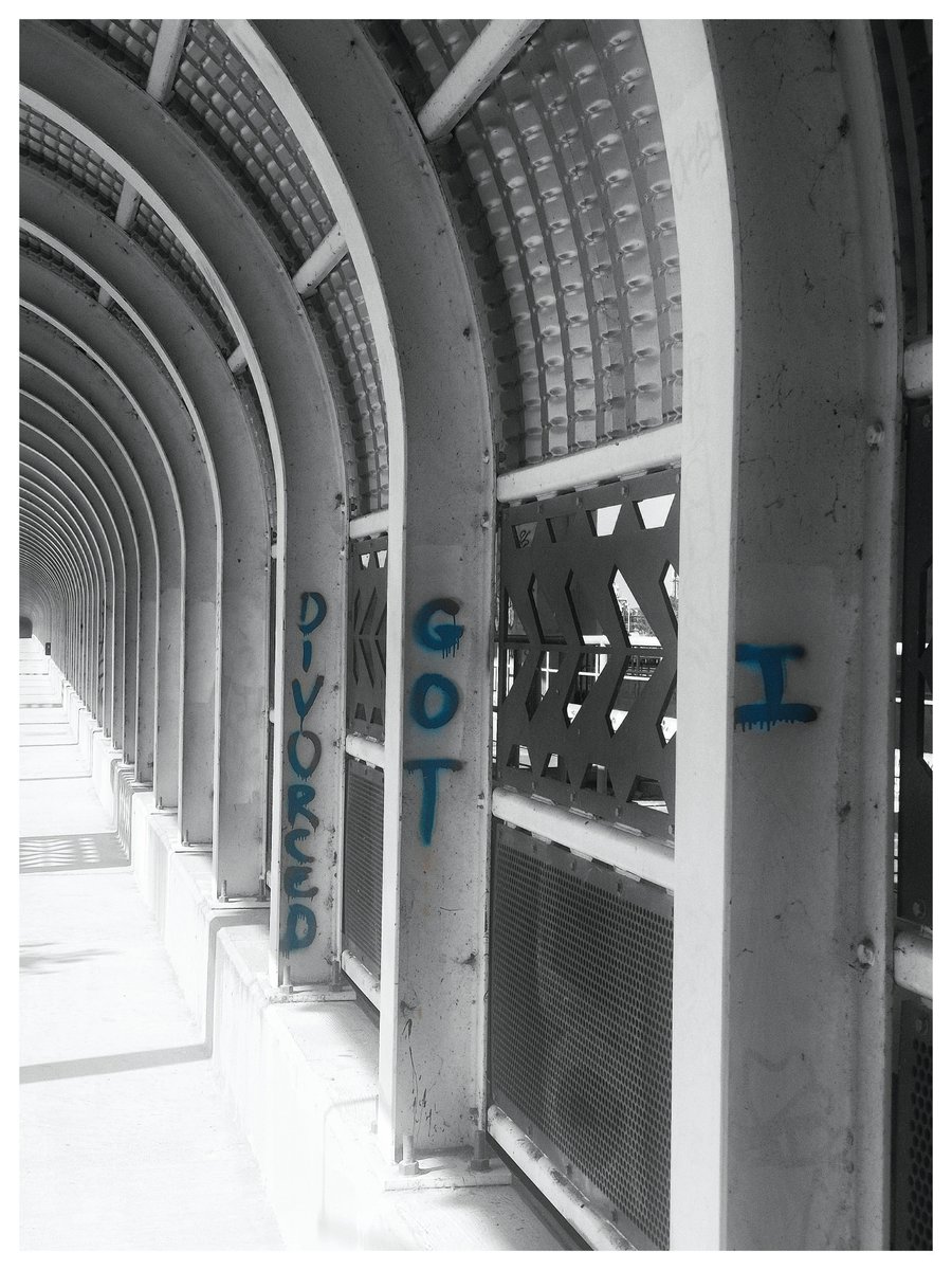 Idle_pht's tweet photo. #photography #nostalgic 
#photo #aesthetic #city https://t.co/9QKnuumjXR