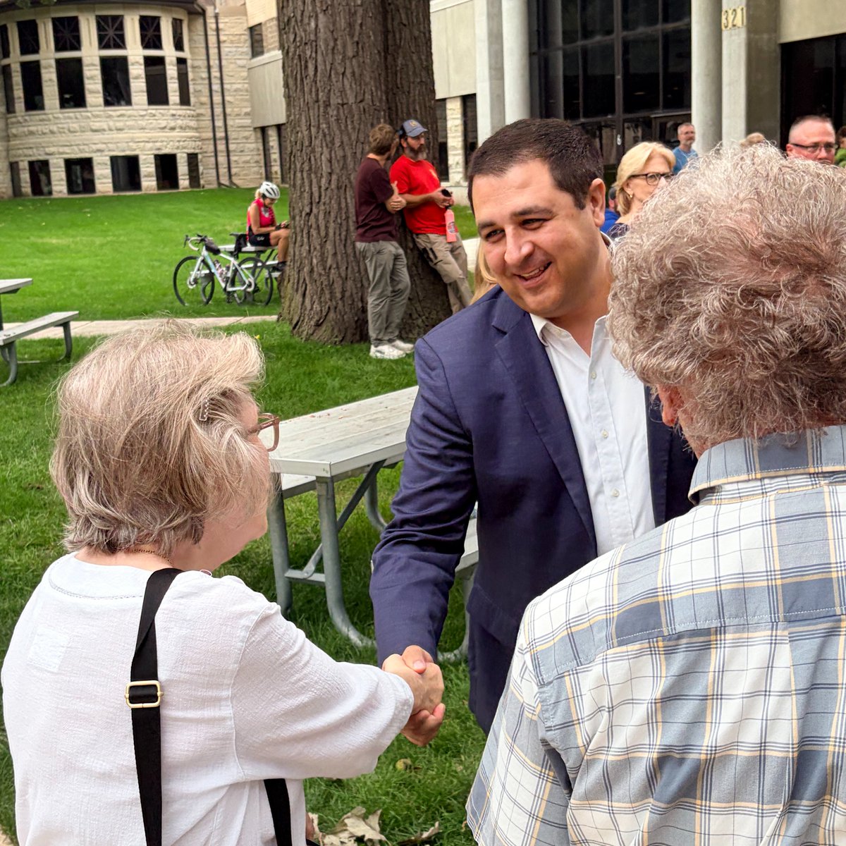 JoshKaulWI's tweet photo. We wrapped up the #Forward4WI tour today. What a fantastic tour! https://t.co/EpWkpWFH8C