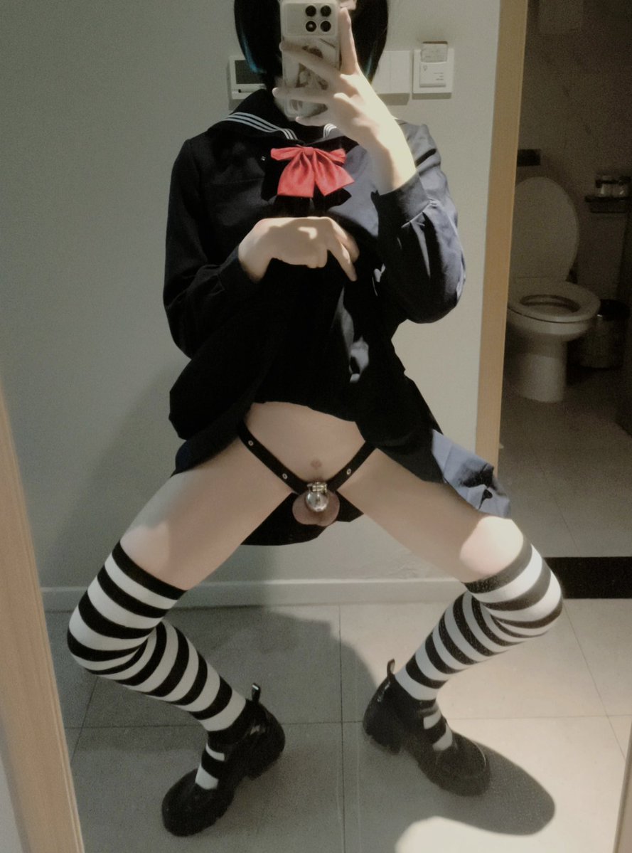 slutboymi's tweet photo. https://t.co/NPoaOujnh6
