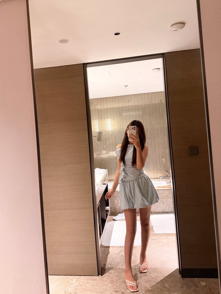 shes36's tweet photo. 早呀 https://t.co/fHFCofqNjc