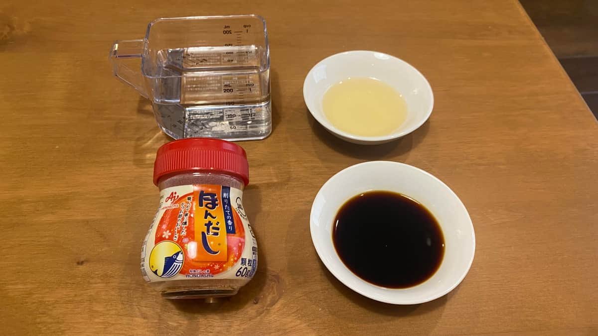 livedoornews's tweet photo. 【指摘相次ぐ】生成AIで写真を明るくするはずが「HONDASHI」→「MONDASHI」に、味の素が謝罪
https://t.co/Gfufz8x5oq

画像に写った商品の文字に違和感があるとの指摘が相次いでいた。味の素は加工前の画像を掲載。AIで明るさや背景の変更を行った結果、文字やラベルが崩れてしまったと謝罪した。 https://t.co/fOyJhdCTnA