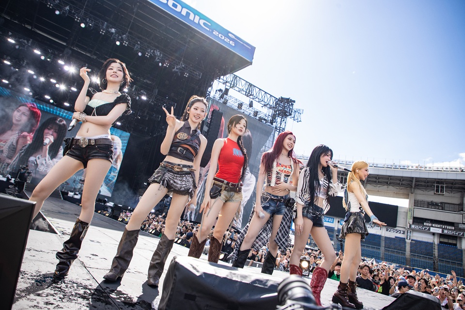 Kstyle_news's tweet photo. BABYMONSTER、3度目の出演となる「SUMMER SONIC 2026」で圧巻のパフォーマンスを披露！
https://t.co/xbNyRjYLlE https://t.co/Dj2AQpX7C4