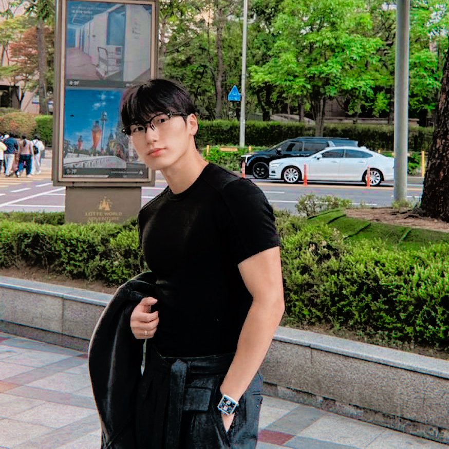 solstarios's tweet photo. ㅤㅤㅤㅤ
ㅤㅤㅤㅤ──   𝒎emórias  𝒆m   𝒇otografia.
ㅤㅤㅤㅤㅤ https://t.co/IpOOiXFgtg