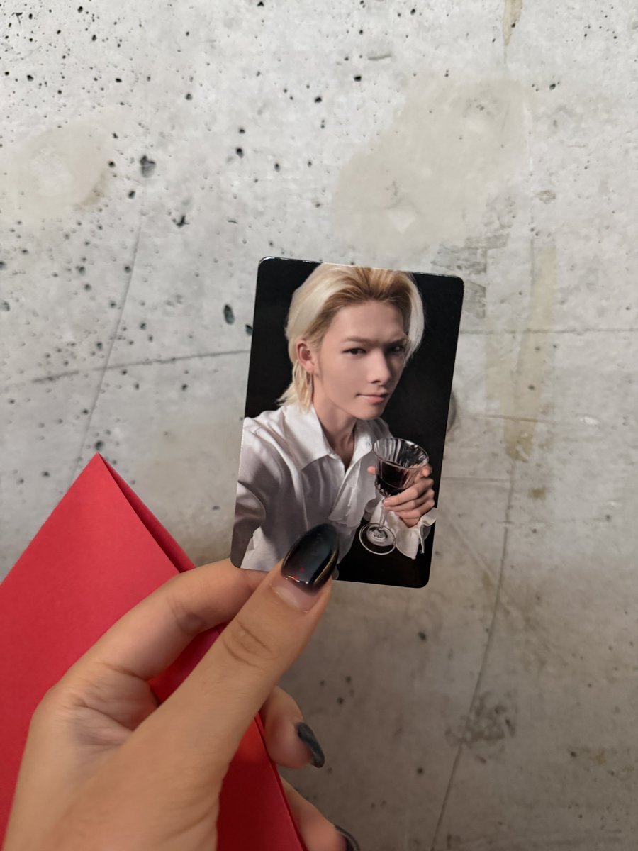 maneuljjong420's tweet photo. 엔하이픈 하우스 오브 뱀파이어
입장포카 교환 구합니다
저: 니키—> ❤️:성훈
현장에 있어요!!
#엔하이픈 #정원 #제이 #제이크 #성훈 #선우 #니키 #하우스오브뱀파이어 https://t.co/3WKcTTQ9xk