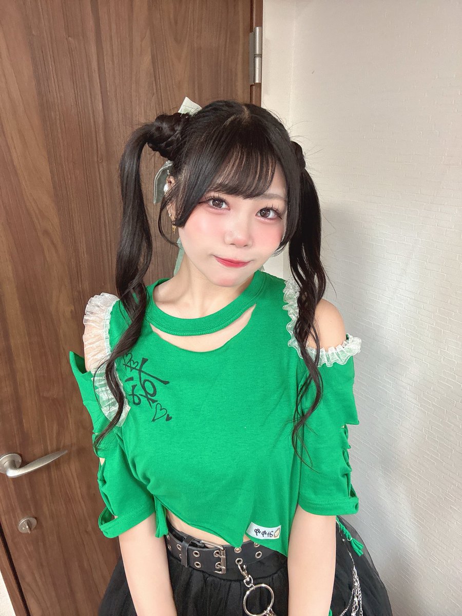 krd8_miyuyu's tweet photo. セーラームーンヘアもがっつり緑も人生初だった🌙💚 https://t.co/a0ECgltD2K