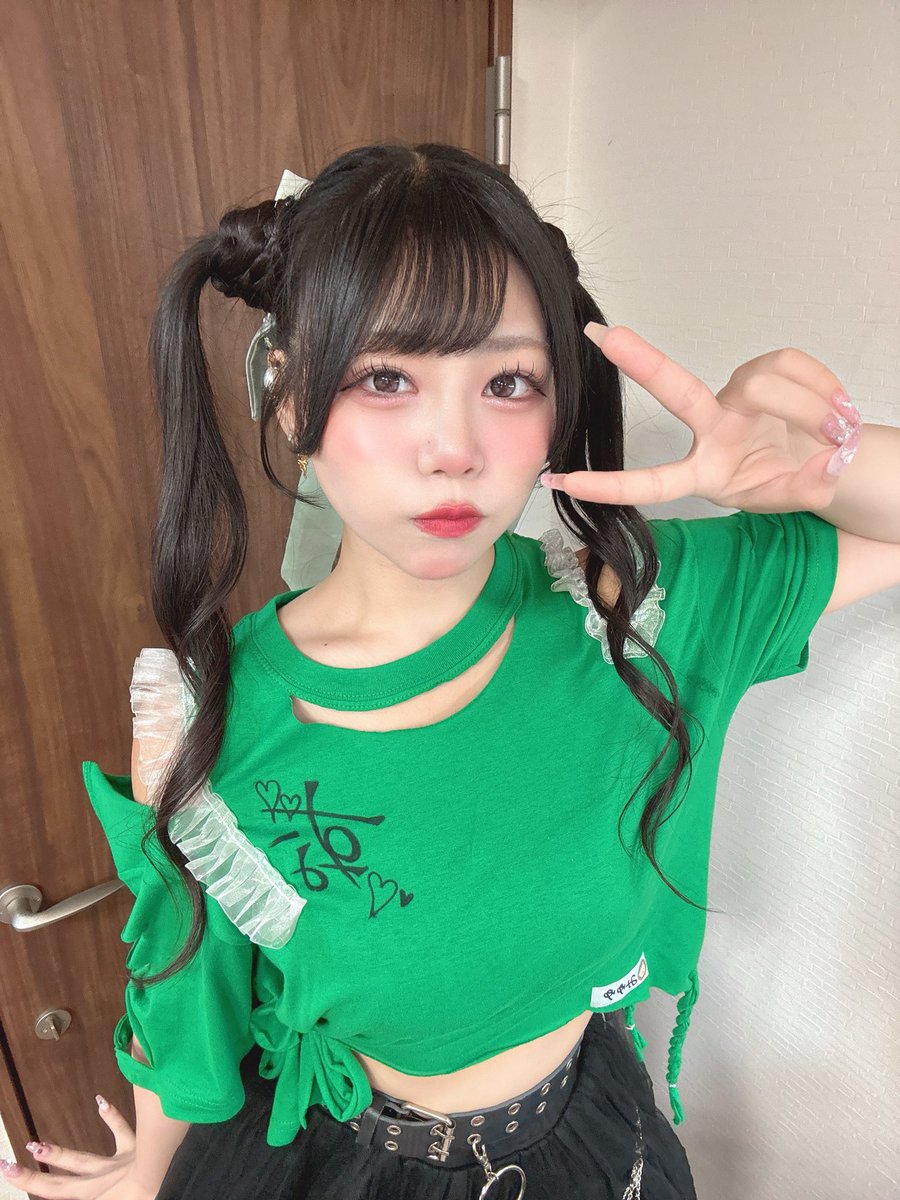 krd8_miyuyu's tweet photo. セーラームーンヘアもがっつり緑も人生初だった🌙💚 https://t.co/a0ECgltD2K