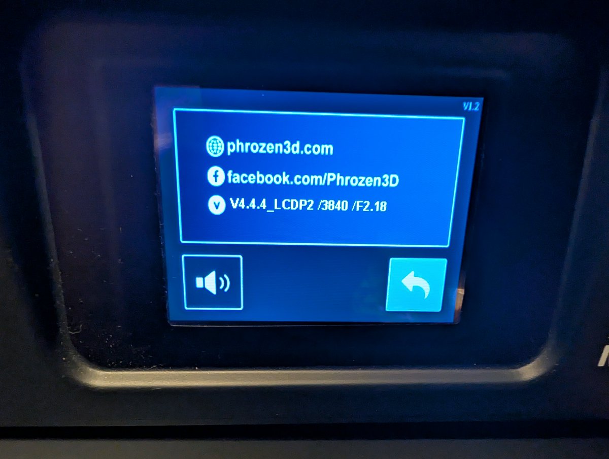 VectorRoll's tweet photo. Well the new USB stick was the fix for not being able to update the firmware for my @Phrozen3D #SonicMini4k #3DPrinter.
@SanDisk to the rescue.🤘
I'm now able to use the current version of @chitubox without having to export the model from it to an older version just to slice it. https://t.co/otd6TuMUrE