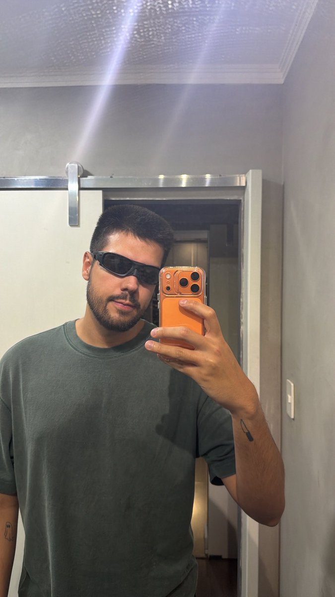 mat_toito's tweet photo. Aprovado? 🕶️🕶️ https://t.co/TFIRwbyWH9