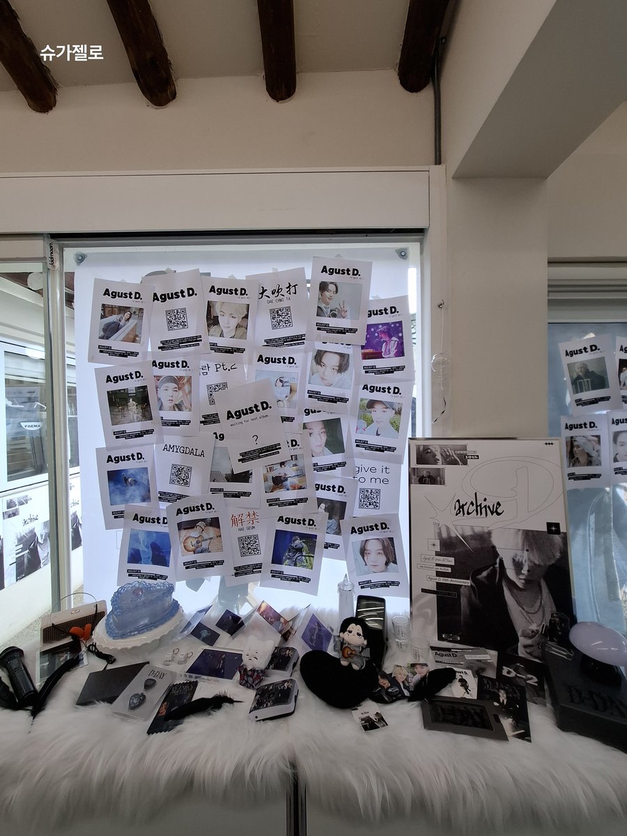 syugajello59916's tweet photo. AgustD 🐈‍⬛ 🖤
#archiveD #어거스트디10주년

어거스트디🐈💜

#AgustD_10주년 
#AgustD10thAnniversary 
#10YearsWithAgustD 
#어거스트디10주년축하해 
#어거스트디_10년의_역사 
#AgustD #SUGA https://t.co/XVeMPubcoI