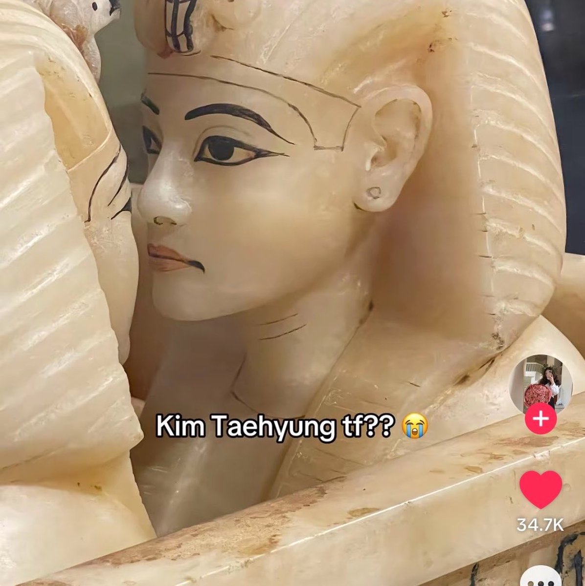 Taehyungimpact's tweet photo. I’M CRYINGGGGG TIKTOK FILTER FINALLY GOT THE RIGHT PERSON 😭😭😭 https://t.co/Gz9tgTh4YM