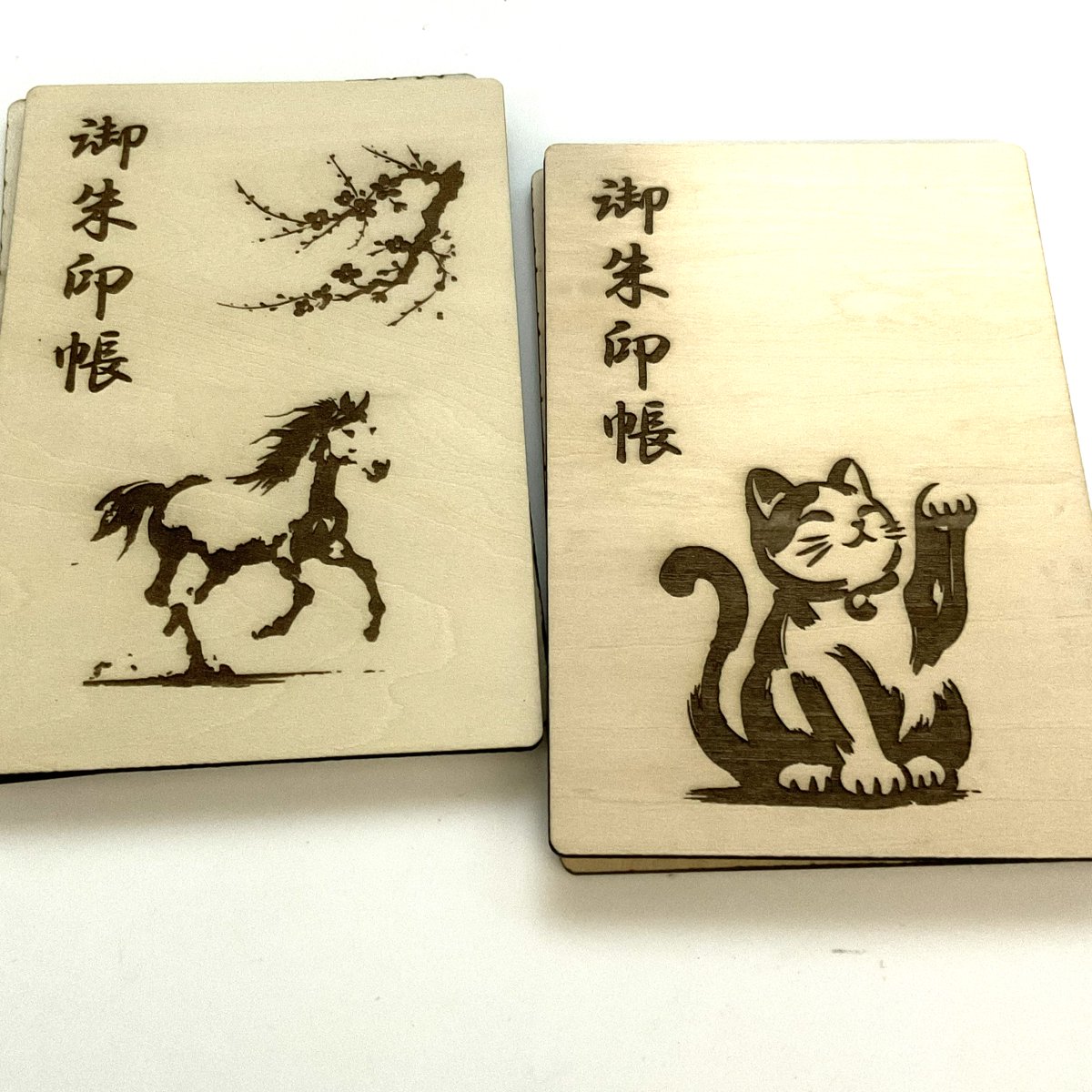 aninoma0225's tweet photo. #暑すぎるのでみんな涼しくなりませんか
欠品中の「馬と桜」、「招き猫」木製御朱印帳を制作中です。  

これからまた仕上げ作業に入っていきます。
完成予定写真も。
 
先日発送したアメリカへ、キチンと作��が届いたみたい。 １年ぶり長かった…。
ここ１年ほど本当にﾓﾉｽｺﾞｲ世界情勢ですよね。 https://t.co/qG8lwh8Olz