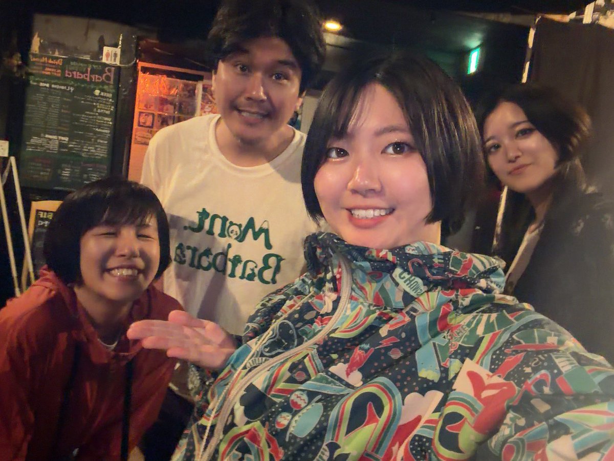 Mont_Barbara20's tweet photo. 【4人編成の次回!!】

2026/08/22(土)
ROB☆STAR企画「作戦R 2026」
OPEN/START 15:00/15:30
ticket無料!! 1drink600円必須
会場:下北沢ろくでもない夜
⏰出演18:00~18:30

とやま、安田、もぉりぃ、梅ちゃん(マンドリン)で無料ライブへ出演💥💥💥
お気軽にご来場お待ちしてます！ https://t.co/50HaMad6eg