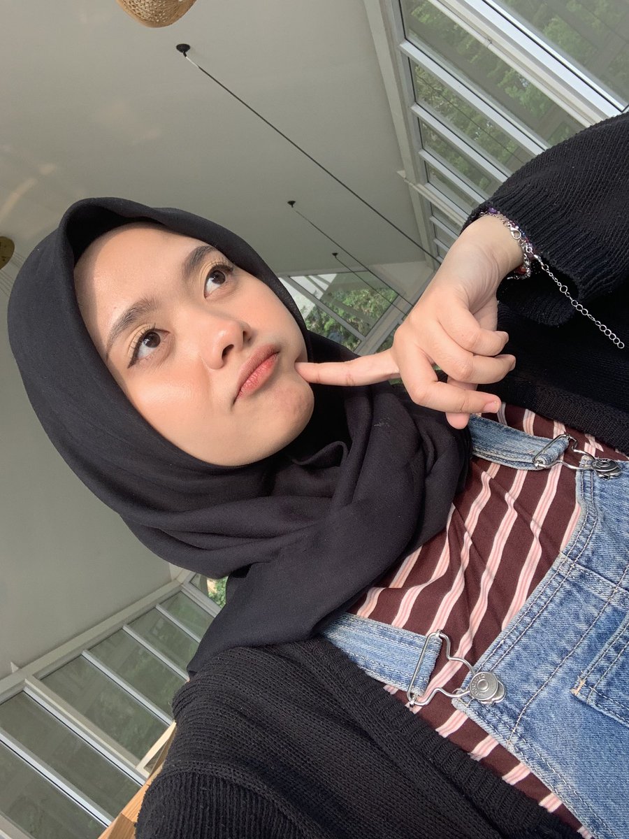 reviewbydica's tweet photo. haiiiii https://t.co/sn3haTLgeo