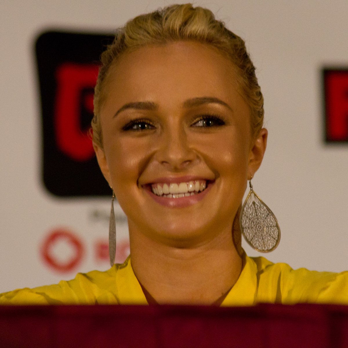 AlertesInfos's tweet photo. 🚨🇺🇸🕊️ ALERTE INFO | L’actrice américaine Hayden Panettiere, connue pour son rôle dans la série "Heroes", est morte à l’âge de 36 ans. https://t.co/NLTSw9QQlo