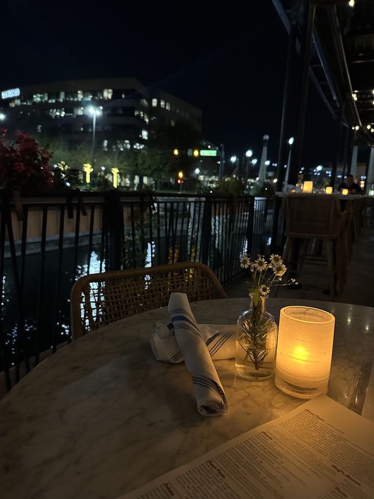 TonyStarky10's tweet photo. Date night. @SANCTORUMMAGIC has a real funny story about Boston that he’d probably kill me for sharing. So I won’t. https://t.co/2zuVuC0Y6t