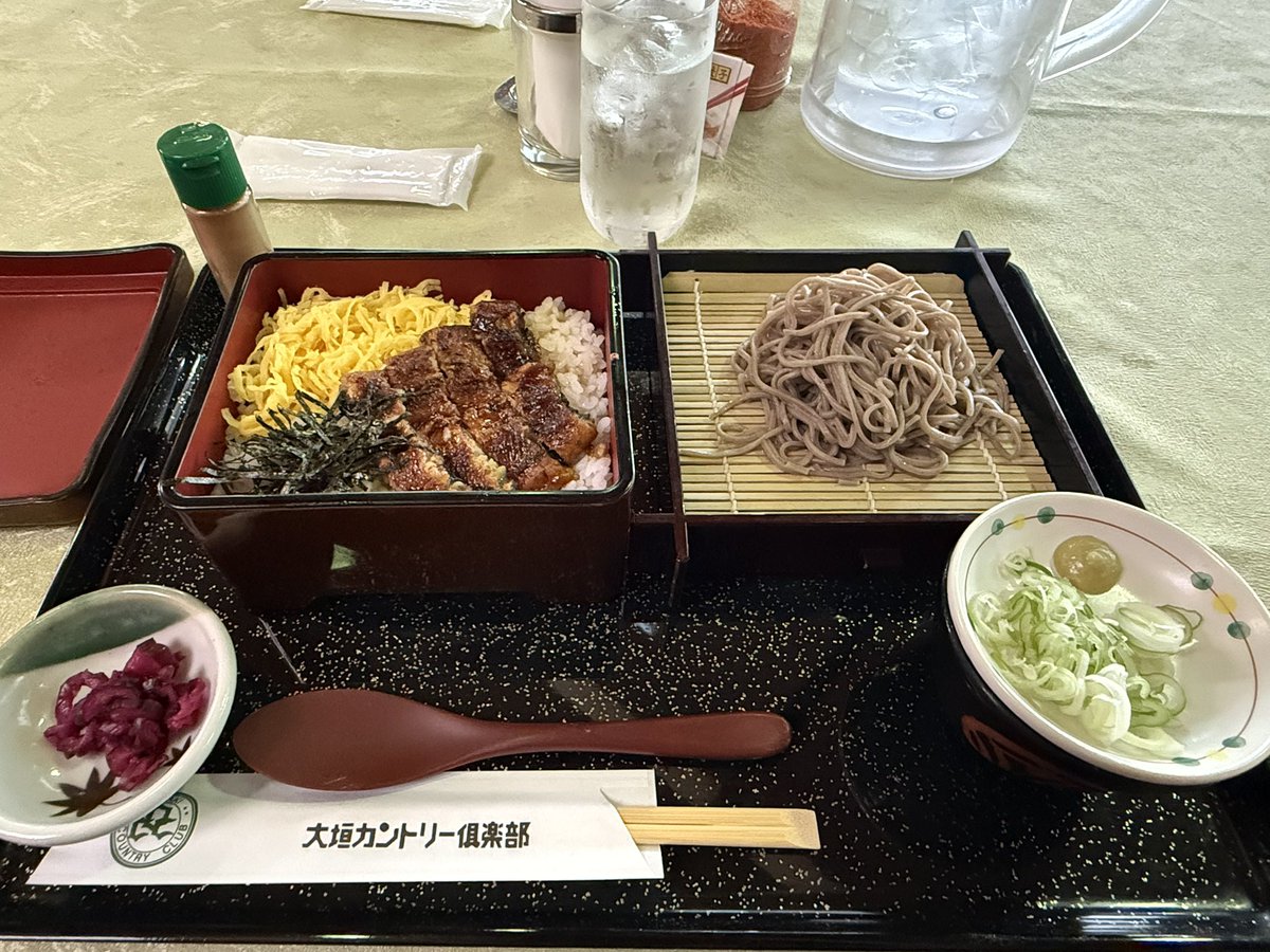 kou4528's tweet photo. 昼飯〜(*¯ч¯*)'' ŧ‹”ŧ‹” https://t.co/CDpuGHX353