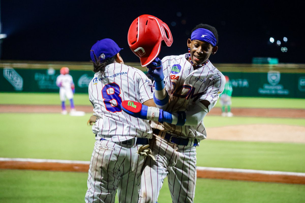 beisboldecaribe's tweet photo. Esta GRAN FINAL está electrizante 🇲🇽🇩🇴💥
#SerieDelCaribe #SerieDelCaribeKids #SDCKids https://t.co/cIAKxI1Efn