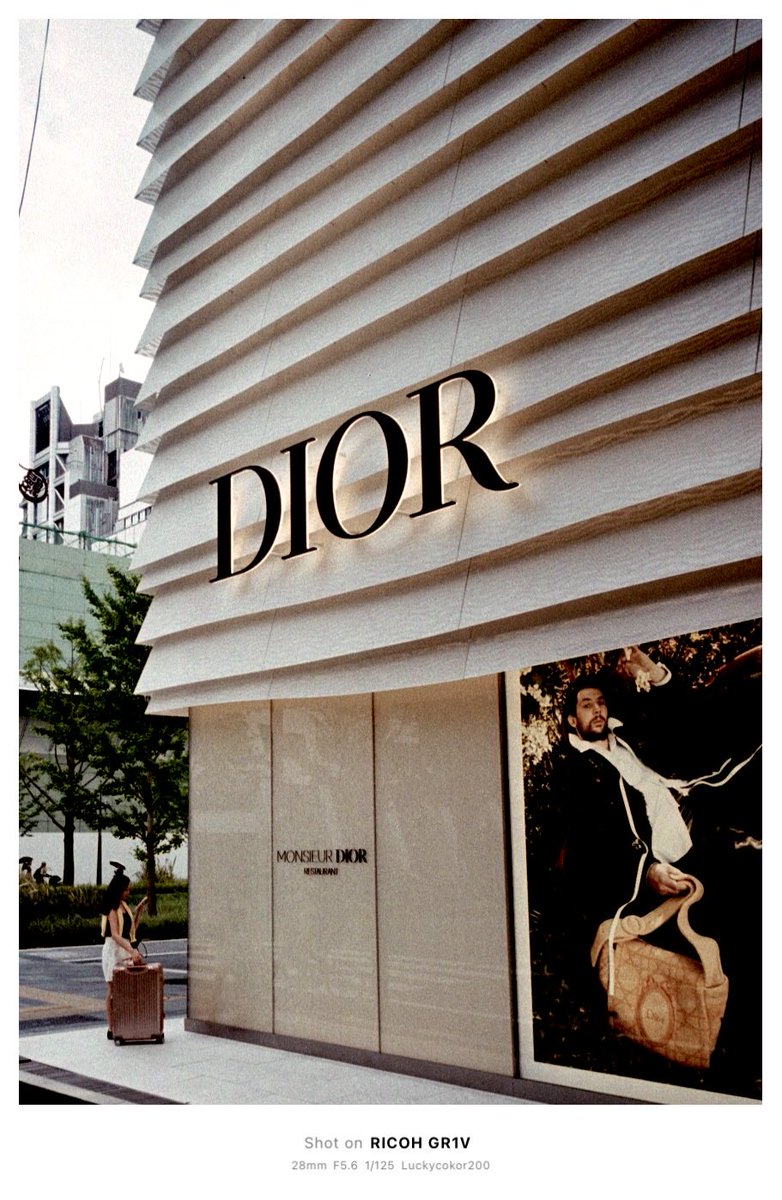 FOPPISH_CAMERA's tweet photo. フィルムで撮る大阪
#film #LUCKYCOLOR #RICOH #GR1V #フィルム https://t.co/BlbFbat3js