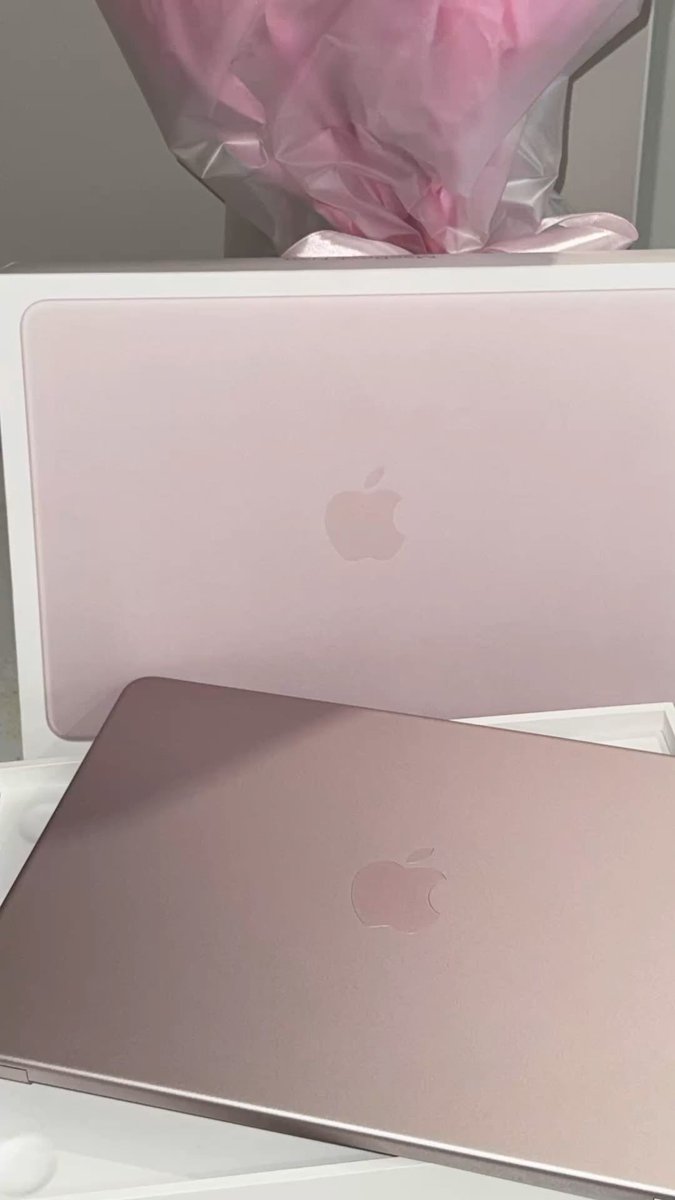 tinyyytxo's tweet photo. dear future me, you better have this... 🎀
#macbook #macbookneo #apple #applemacbook #doll #girly #pink #rosa #cute #paypig #zahlsklave #findom #femdom #dada #teacherspet https://t.co/wZl53ufxO6