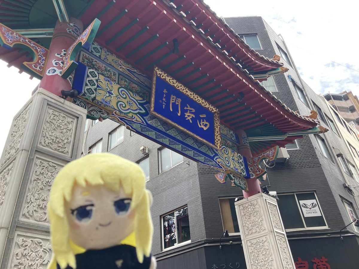 takenoko_rocket's tweet photo. この夏の思い出🎶
お泊まり会したりあんステ見に行ったり誕生日祝ってもらったり石膏プレート作ったりした🎶
「人生で戻りたい瞬間はあるか？」って話に「人生に満足してるから戻らなくてもいい(ﾄﾞﾔｧ)」したけど、全然お盆休みもう1回させてくださいまし🎶と思ってます🎶 https://t.co/IGmtPuLLVn