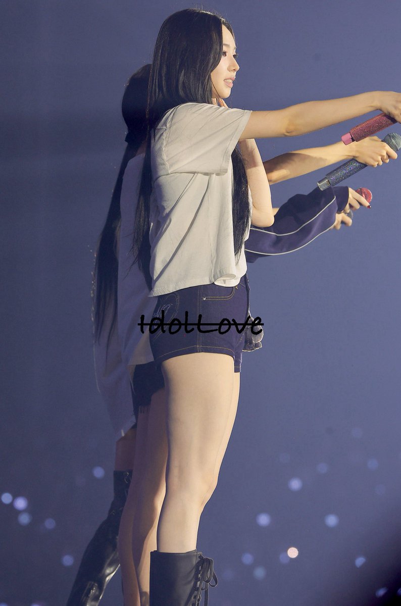 IdolLove368's tweet photo. 260808 Karina at COMPLaeXITY IN SEOUL Ending✨
#KARINA #카리나 #AESPA #에스파
#COMPLeXITY #COMPLaeXITYINSEOUL
#Kpop #4K https://t.co/DqdUUvh0vo