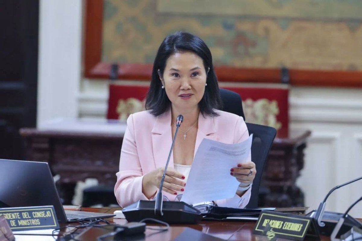 AlertaNews24's tweet photo. 🇵🇪 | La presidenta de Perú, Keiko Sofía Fujimori Higuchi, anunció que el Gobierno presentará en los próximos días el pedido de facultades legislativas al Congreso, con el objetivo de luchar contra la delincuencia en el país. https://t.co/KoHYpWu1Li