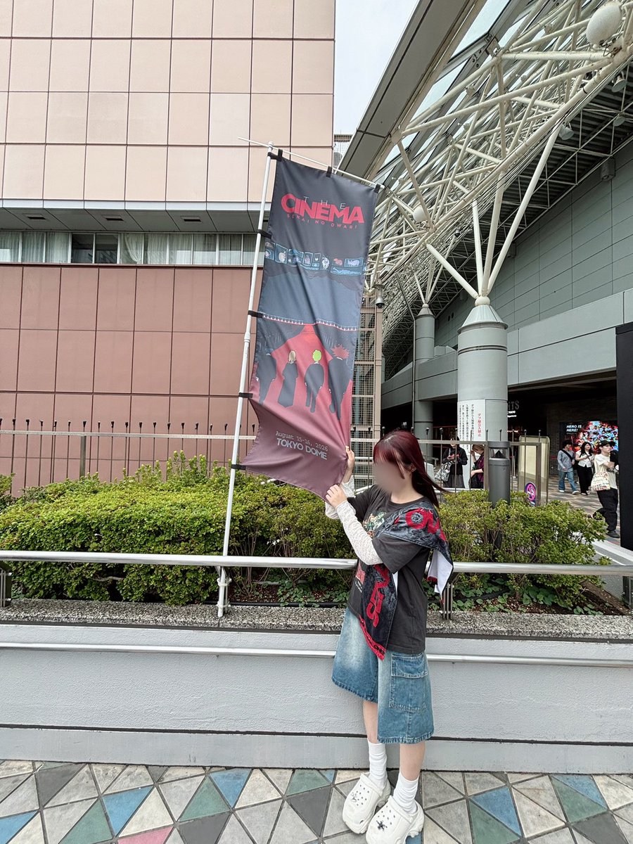 enderxky's tweet photo. THE CINEMA～完〜
大阪も東京も4日間ともバードマンと最高到達点で大泣きだった💧セカオワの曲に毎日支えられて、ライブがあるから頑張れる！ツアーが終わっちゃったのは寂しいけど次の横浜に向けてまたがんばって現実を生きる！ https://t.co/ezfeGqZ7cI